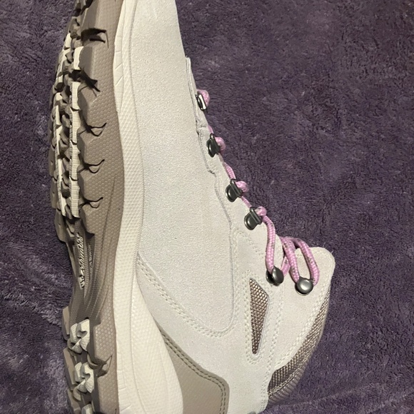 Columbia newton ridge size 9W hiking boot. New without box - Picture 2 of 5